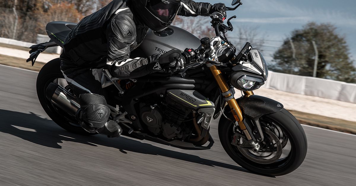 Triumph anuncia la nueva Speed ​​Triple 1200 RS